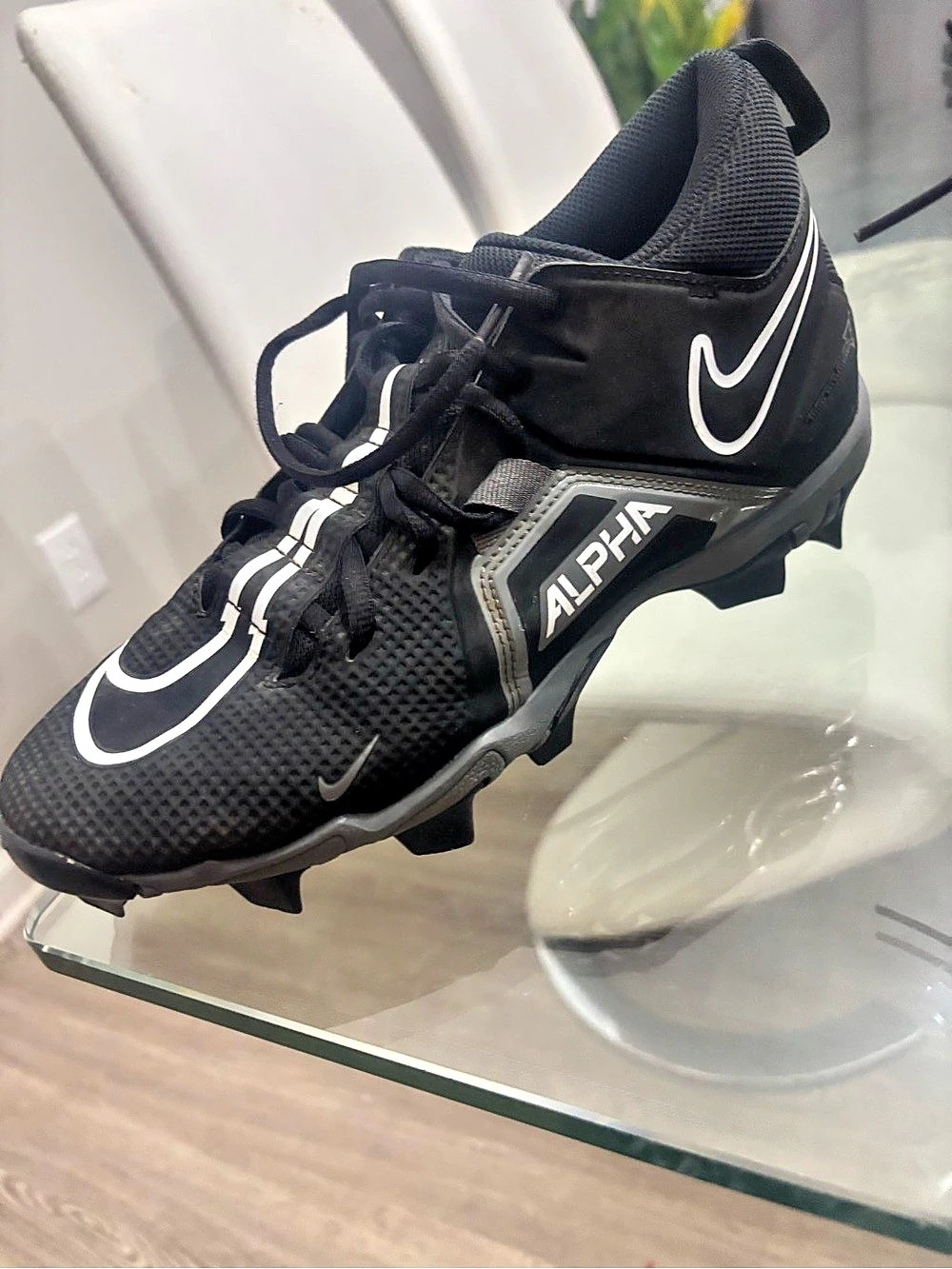 Nike Alpha Huarache Elite Men's Black & White US 7 Cleats
